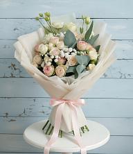 Букет цветов из:  Розы и Лизиантусы в Заводском
