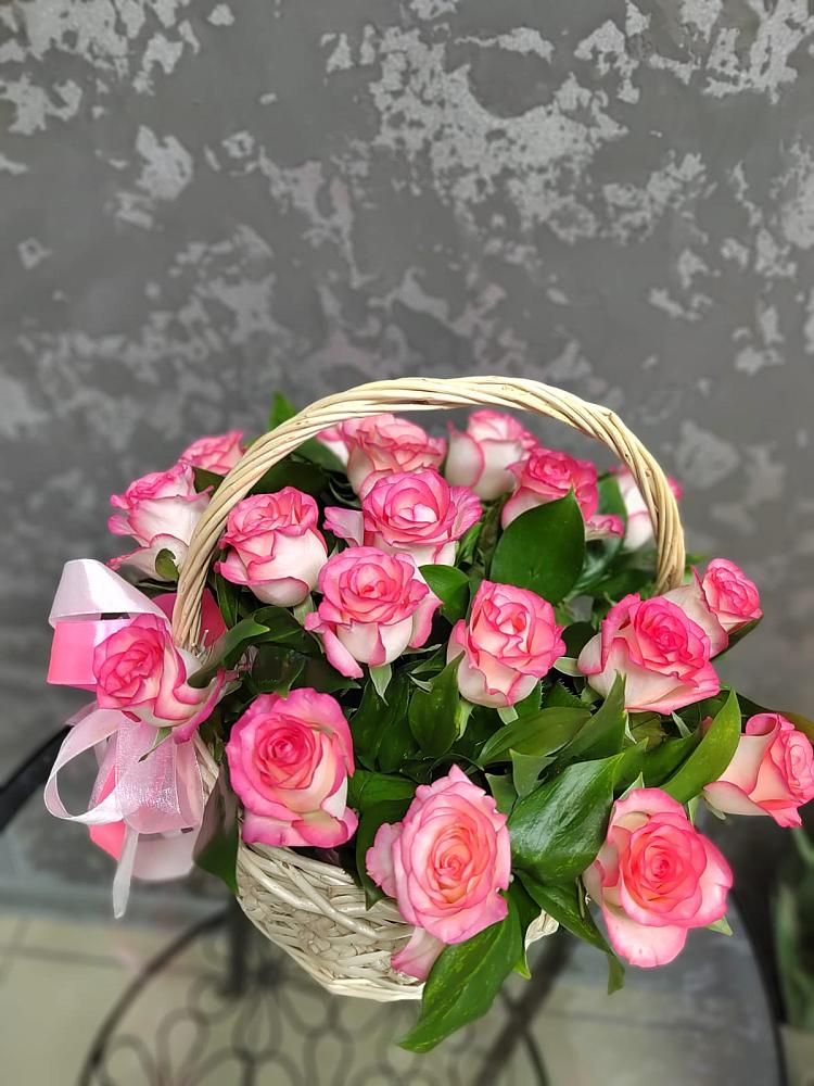 Цветочная композиция из Розы в корзине в Заводском