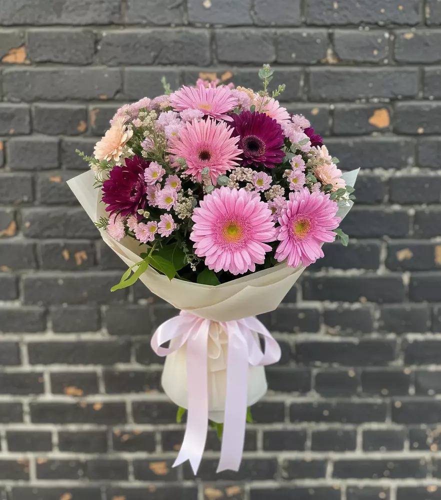 Букет цветов из: Герберы и Хризантемы в Заводском