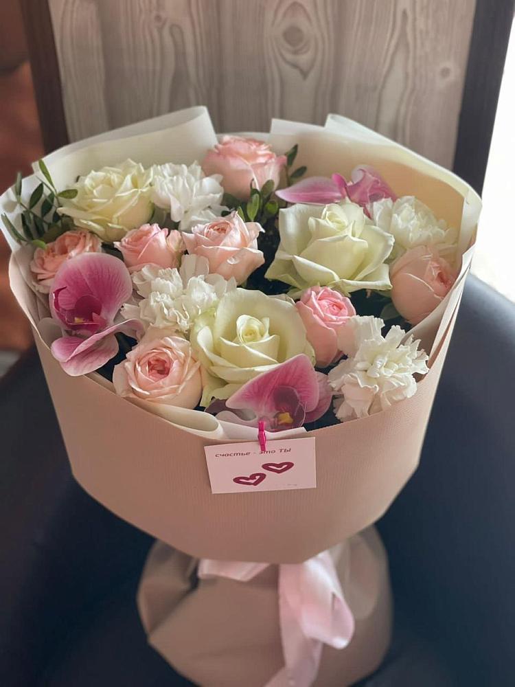 Букет цветов из: Орхидеи, Розы и Гвоздики в Заводском