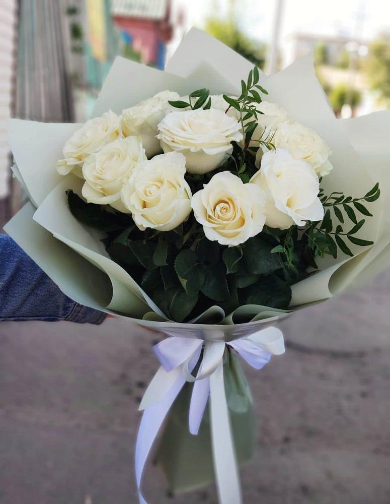 Букет Белые розы Проуд в Заводском