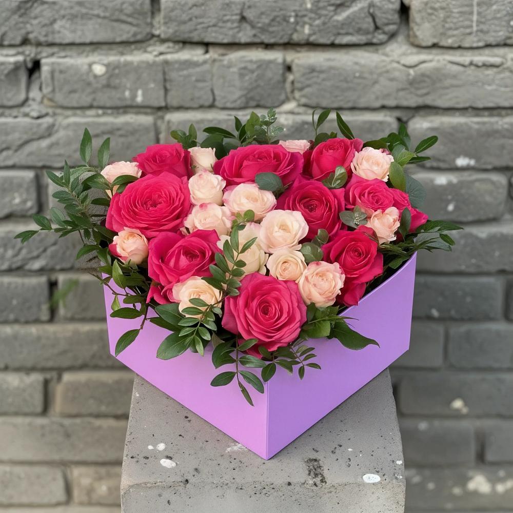 Цветочная композиция из Розы в коробке в Заводском