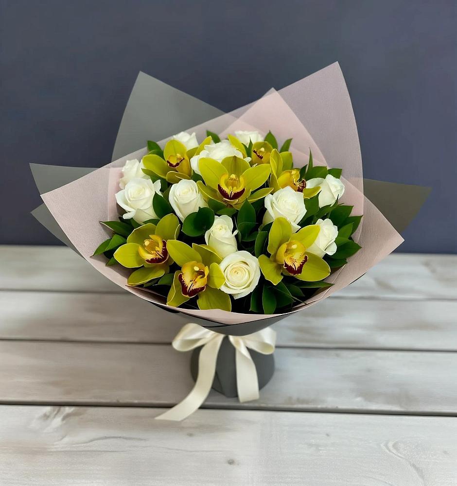 Букет цветов из: Орхидеи и Розы в Заводском