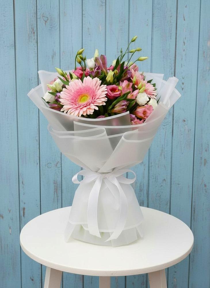 Букет цветов из: Герберы, Альстромерии и Лизиантусы в Заводском