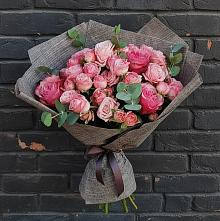 Букет цветов из:  Розы в Заводском