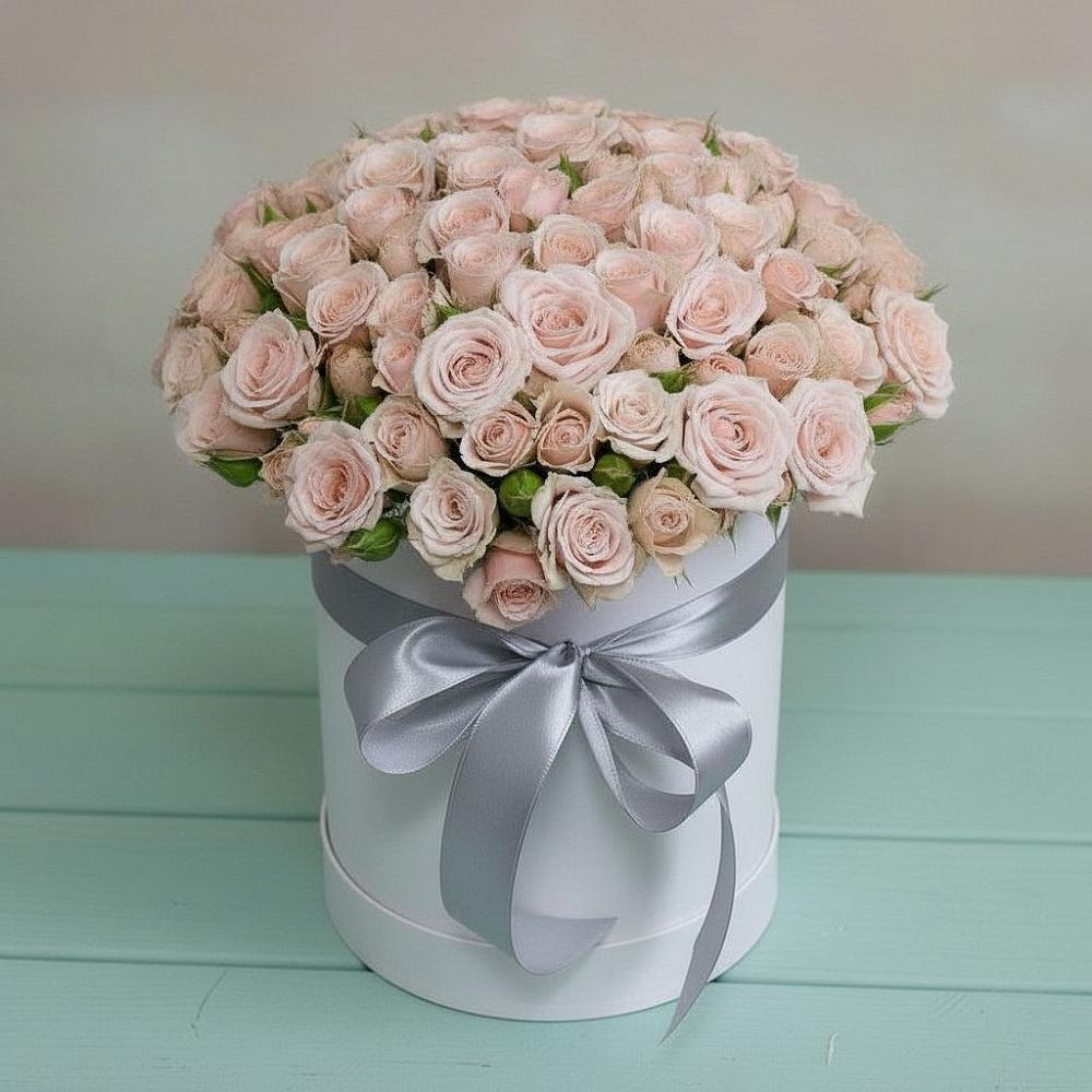 Цветочная композиция из Розы в шляпной коробке в Заводском